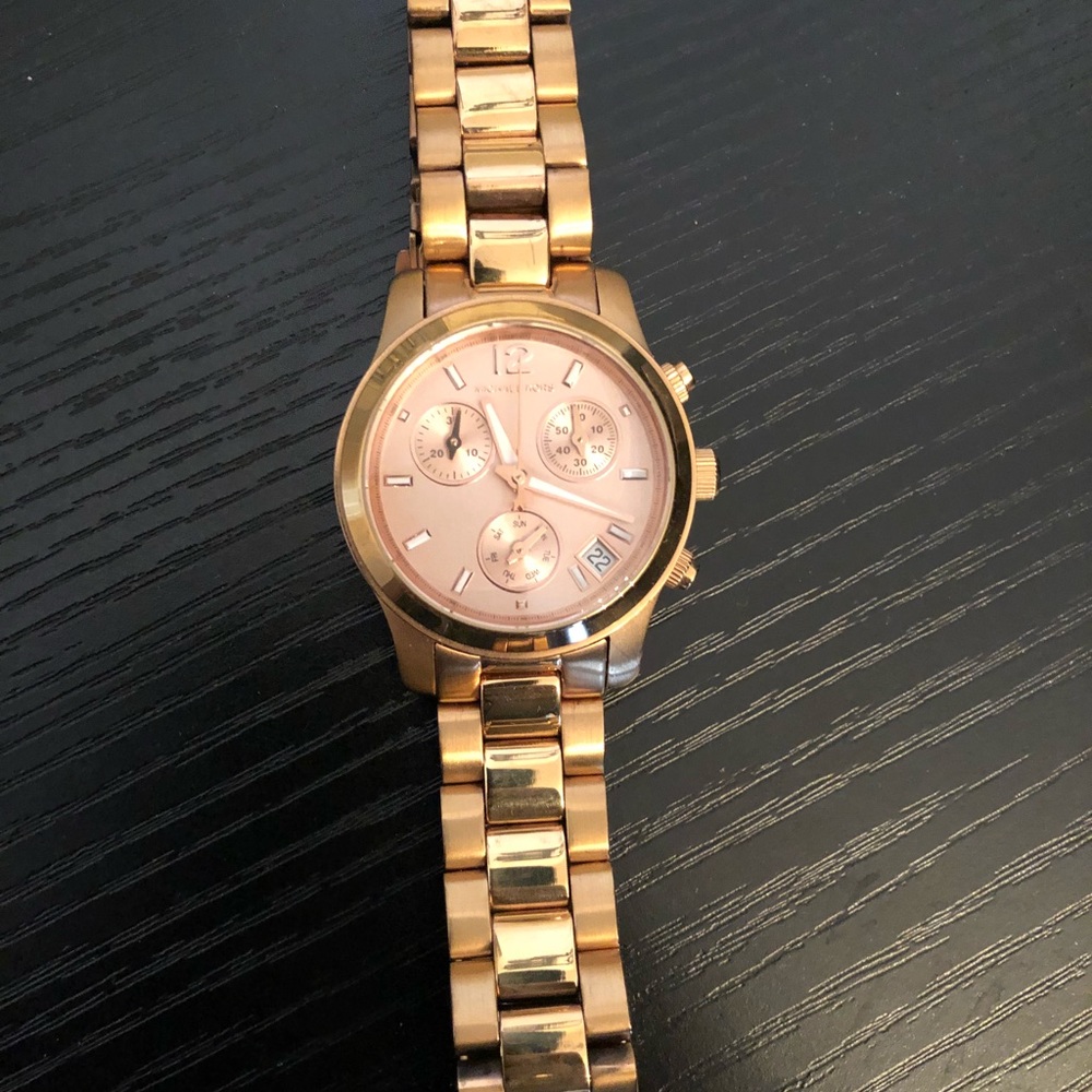 Michael Kors rose gold watch